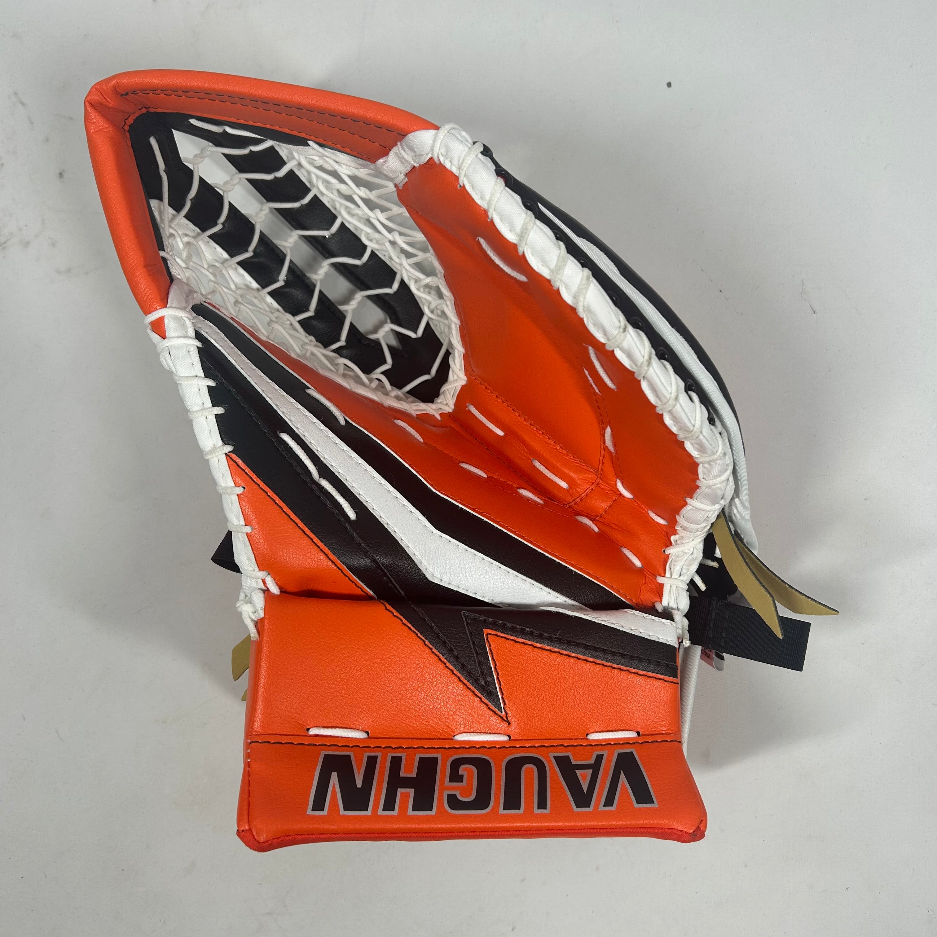 Vaughn Velocity V9 - Nouveau gant de gardien Pro Stock (orange/blanc)